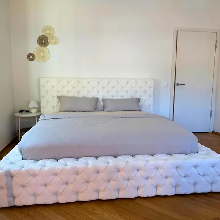 Isaak Loewenbau E2-w07