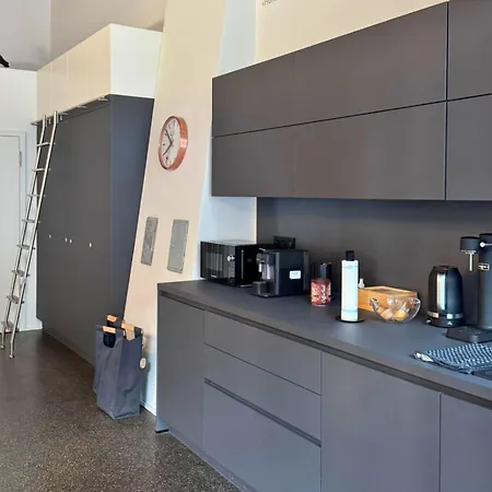 Isaak Loewenbau E2-w07 Apartman *