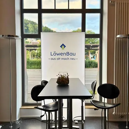 Isaak Loewenbau E2-w07 *